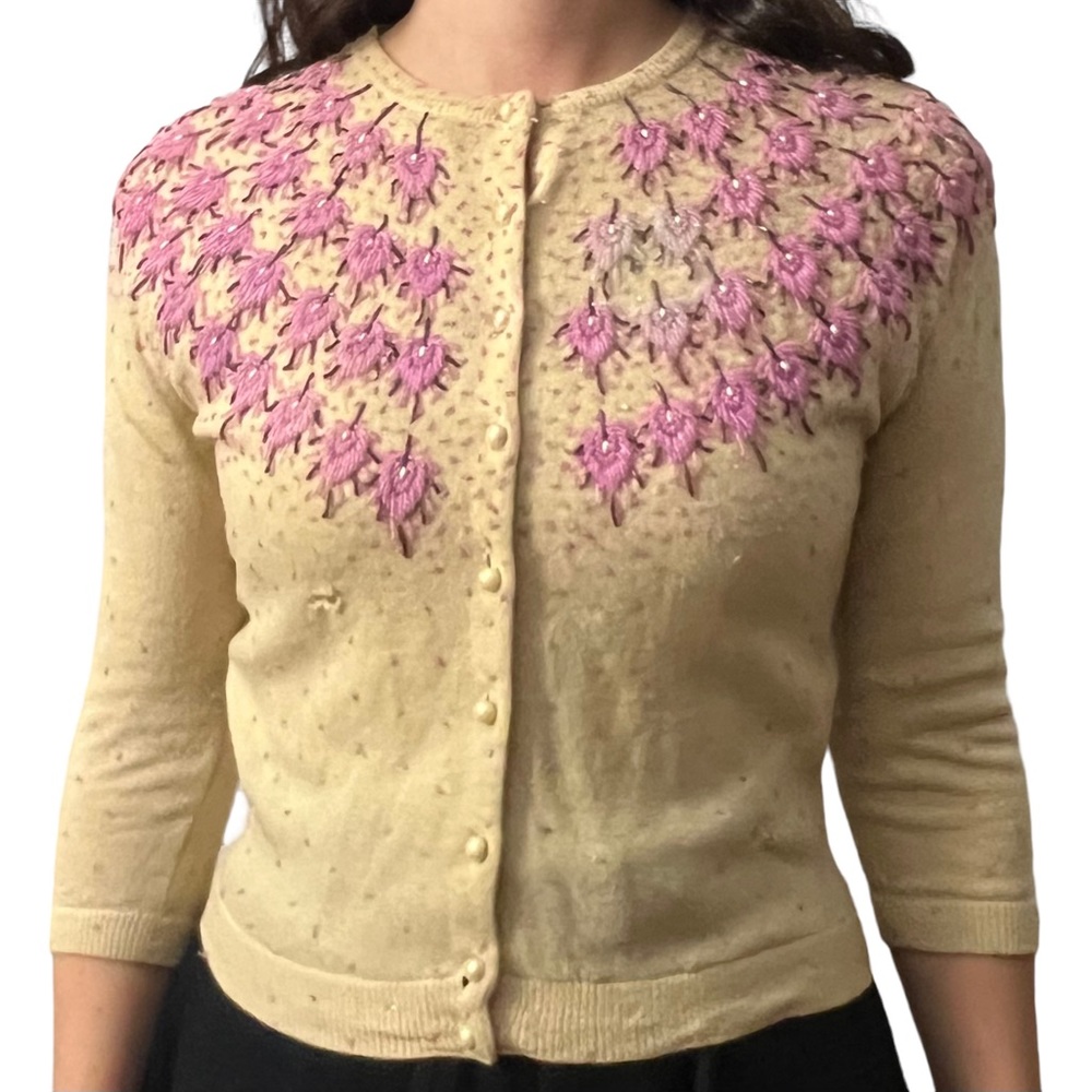 Stunning 1950’s Highly Detailed Hand Beaded Cardigan, Sweater Girl Knit Top - Picture 2 of 14
